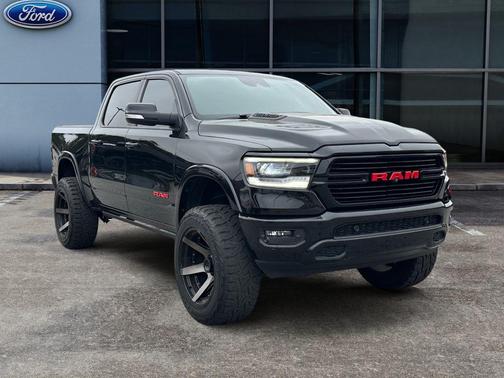 Diamond Black 2019 RAM 1500 Laramie