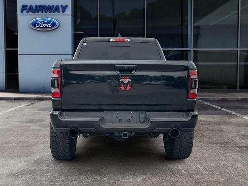Diamond Black 2019 RAM 1500 Laramie