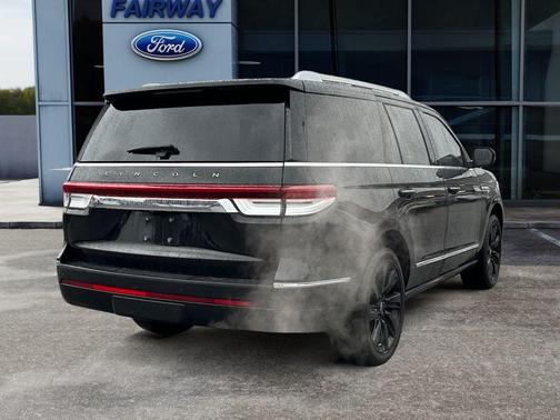 2023 Lincoln Navigator Reserve