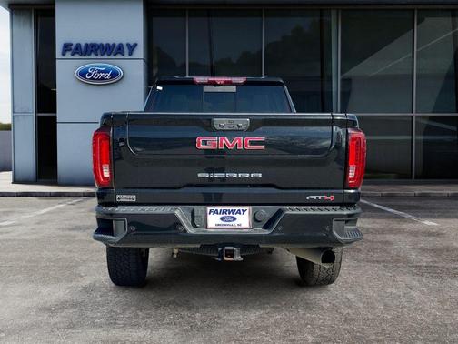 2023 GMC Sierra 2500 AT4
