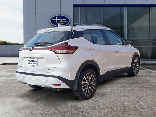2021 Nissan Kicks SV