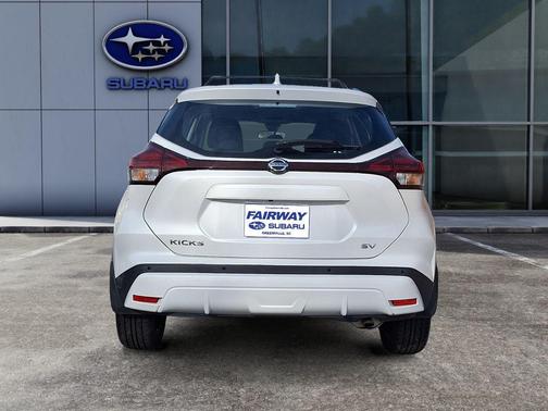 2021 Nissan Kicks SV