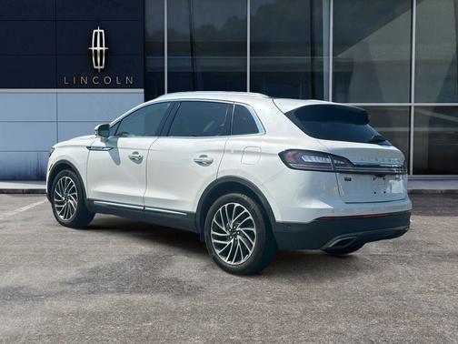 2020 Lincoln Nautilus Reserve