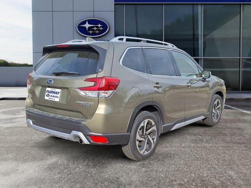Autumn Green Metallic 2023 Subaru Forester Touring