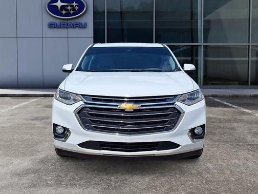 Summit White 2019 Chevrolet Traverse Premier