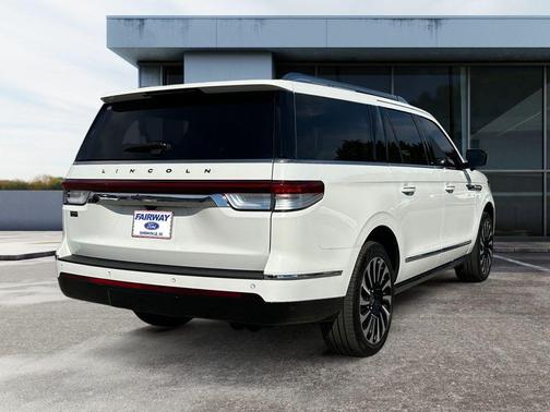 2022 Lincoln Navigator L Black Label