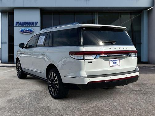 2022 Lincoln Navigator L Black Label