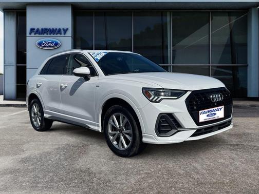 2024 Audi Q3 45 S line Premium