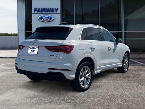 2024 Audi Q3 45 S line Premium
