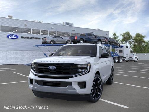 Space Silver 2026 Ford Expedition Platinum