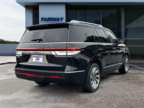 2023 Lincoln Navigator Reserve