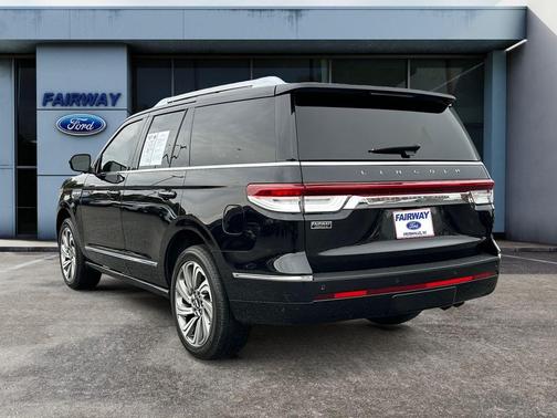 2023 Lincoln Navigator Reserve