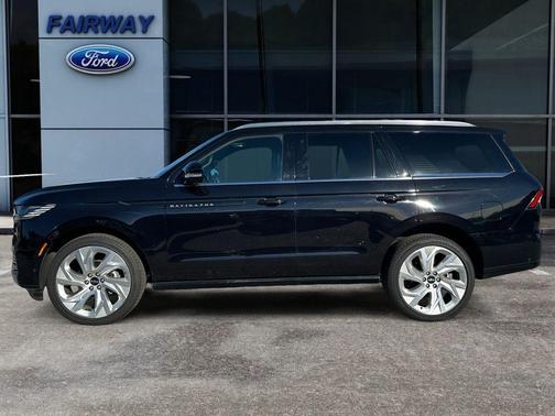 2025 Lincoln Navigator Black Label