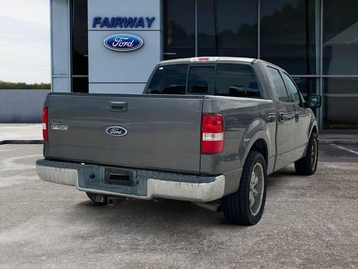 Gray 2004 Ford F-150 SuperCrew