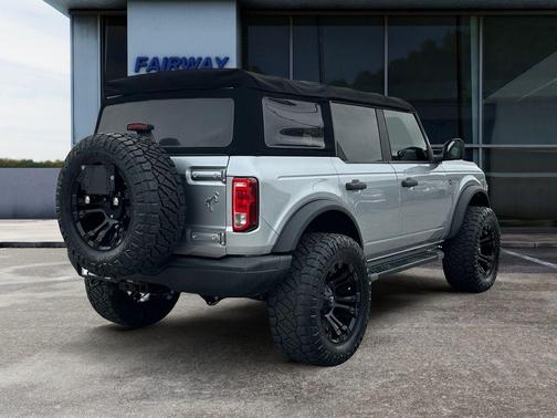 2021 Ford Bronco Black Diamond