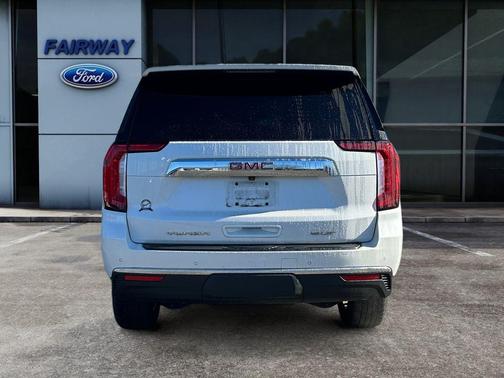 2022 GMC Yukon XL SLT