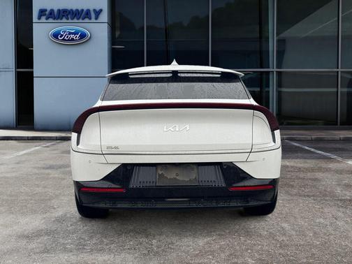 2022 Kia EV6 Wind