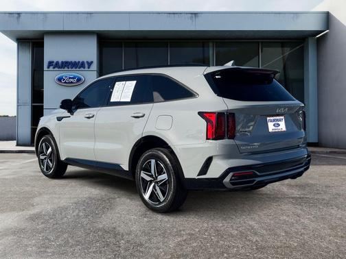 2023 Kia Sorento EX