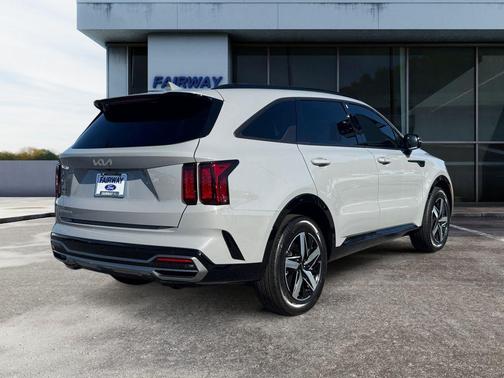 2023 Kia Sorento EX