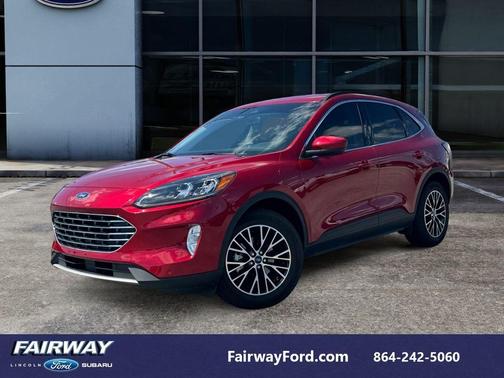 2022 Ford Escape PHEV Titanium