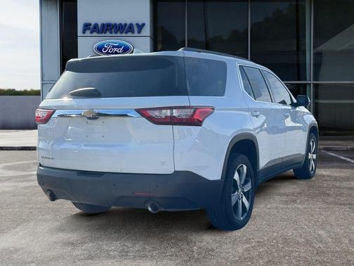 2020 Chevrolet Traverse LT Leather