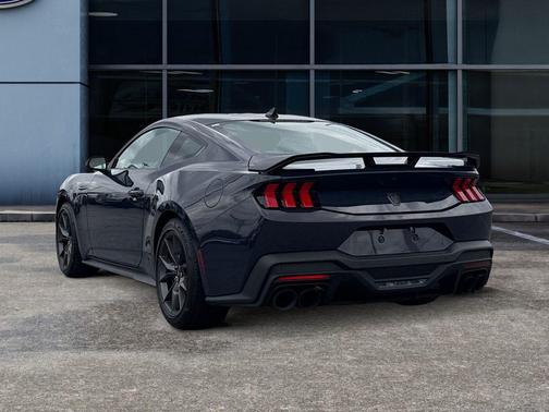 2024 Ford Mustang Dark Horse