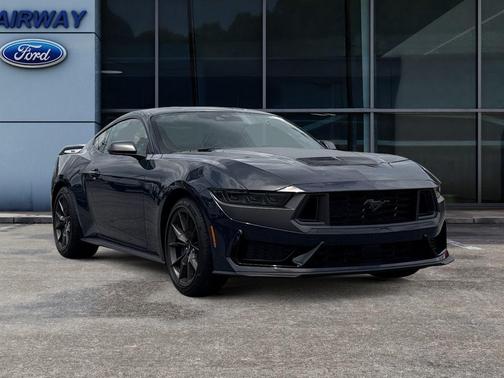 2024 Ford Mustang Dark Horse