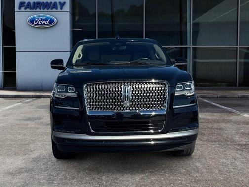 2023 Lincoln Navigator L Reserve