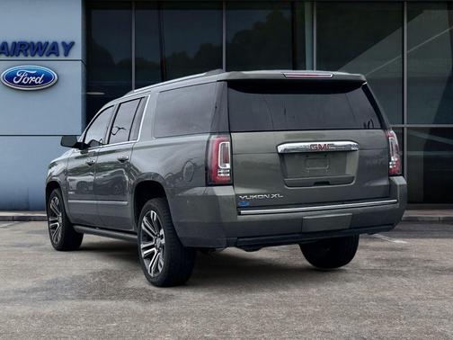 2017 GMC Yukon XL Denali