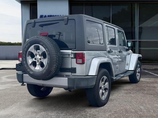 2018 Jeep Wrangler JK Unlimited Sahara