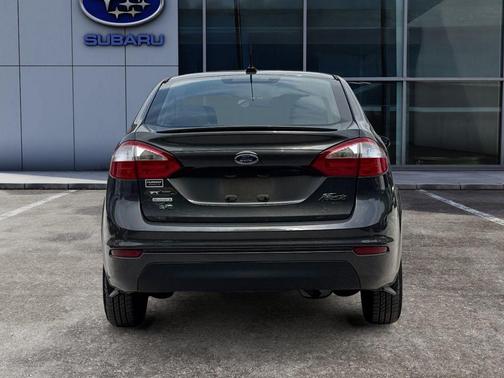 2016 Ford Fiesta SE