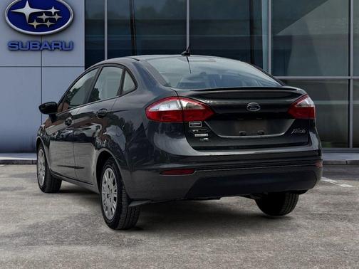2016 Ford Fiesta SE