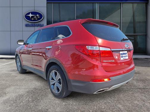 2016 Hyundai SANTA FE SE