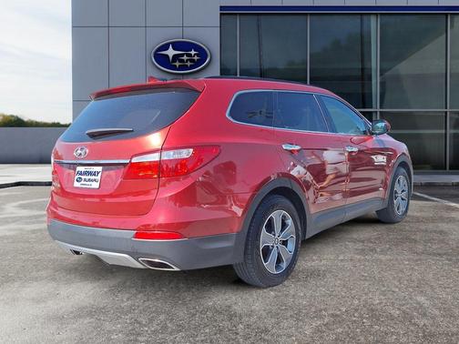 2016 Hyundai SANTA FE SE