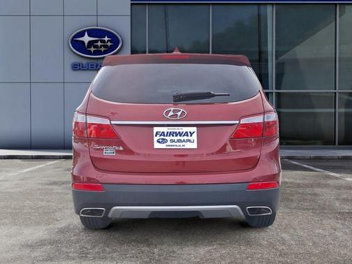 2016 Hyundai SANTA FE SE