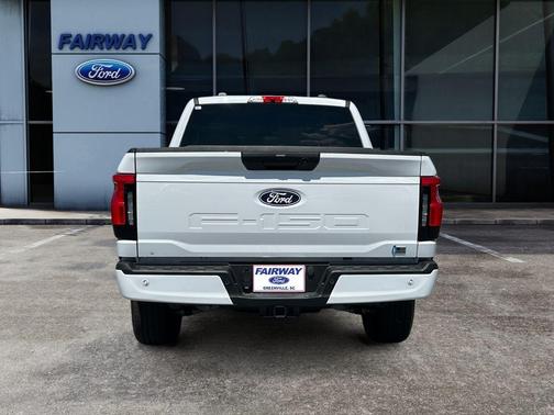 Oxford White 2025 Ford F-150 Lightning Flash
