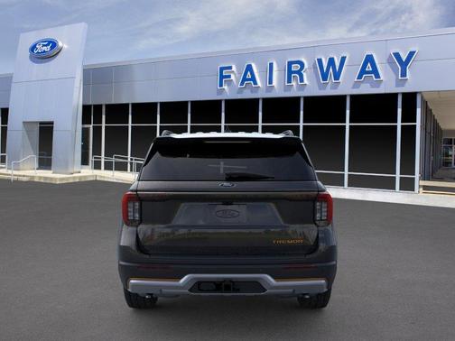 Agate Black Metallic 2026 Ford Explorer Tremor