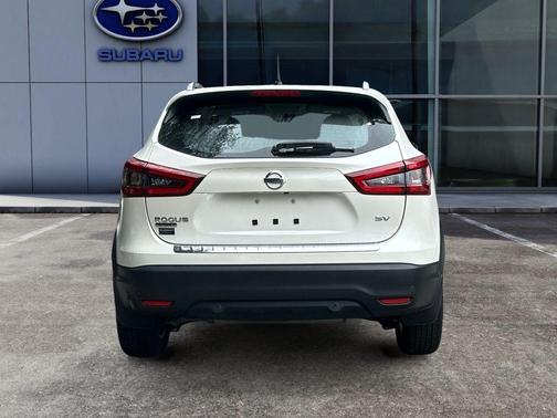 2021 Nissan Rogue Sport SV