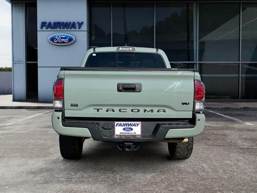 2023 Toyota Tacoma TRD Off Road