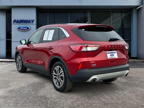 2020 Ford Escape SEL