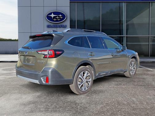 2022 Subaru Outback Touring