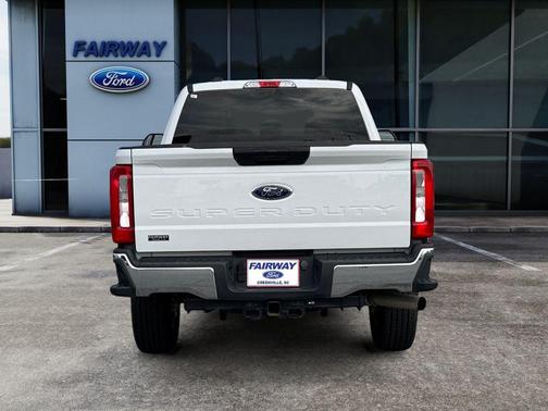 2024 Ford F-250 XLT