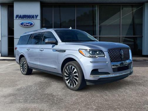 2022 Lincoln Navigator L Black Label