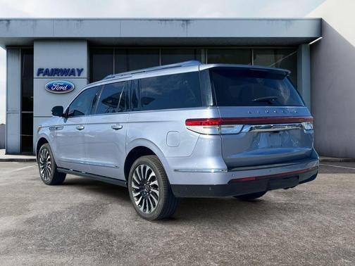 2022 Lincoln Navigator L Black Label
