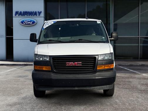 2023 GMC Savana 2500 Work Van