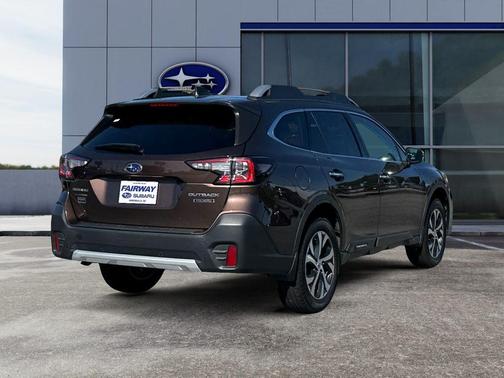 2022 Subaru Outback Touring
