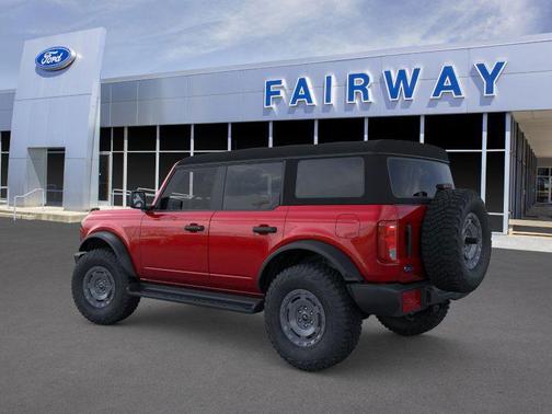 2025 Ford Bronco Base