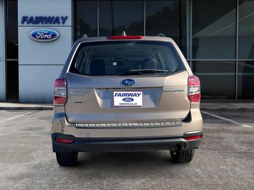 2016 Subaru Forester 2.5i