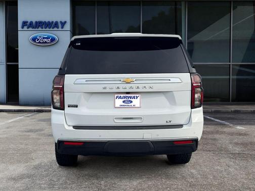 2022 Chevrolet Suburban LT