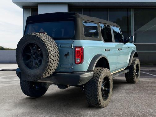 2022 Ford Bronco Black Diamond